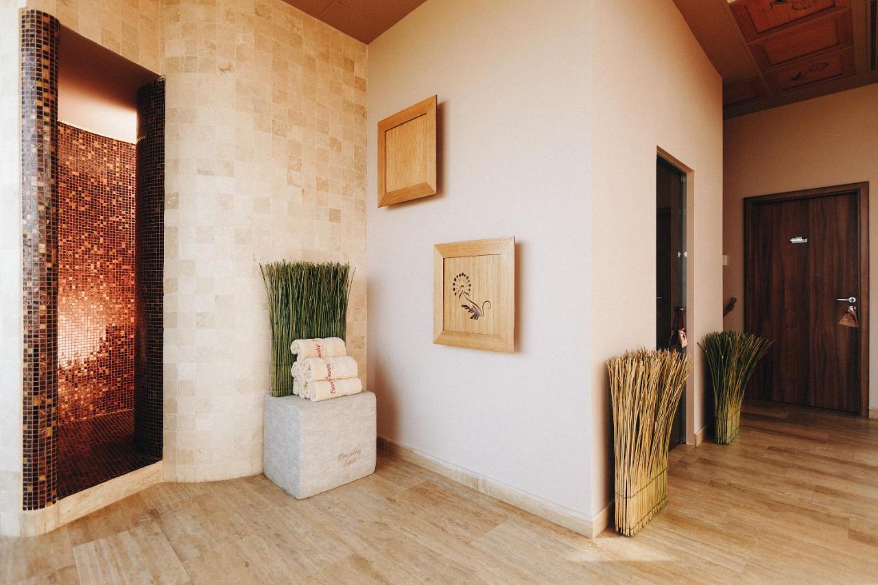 Country Spa Retreat Snagov Eksteriør billede Interior of a spa
