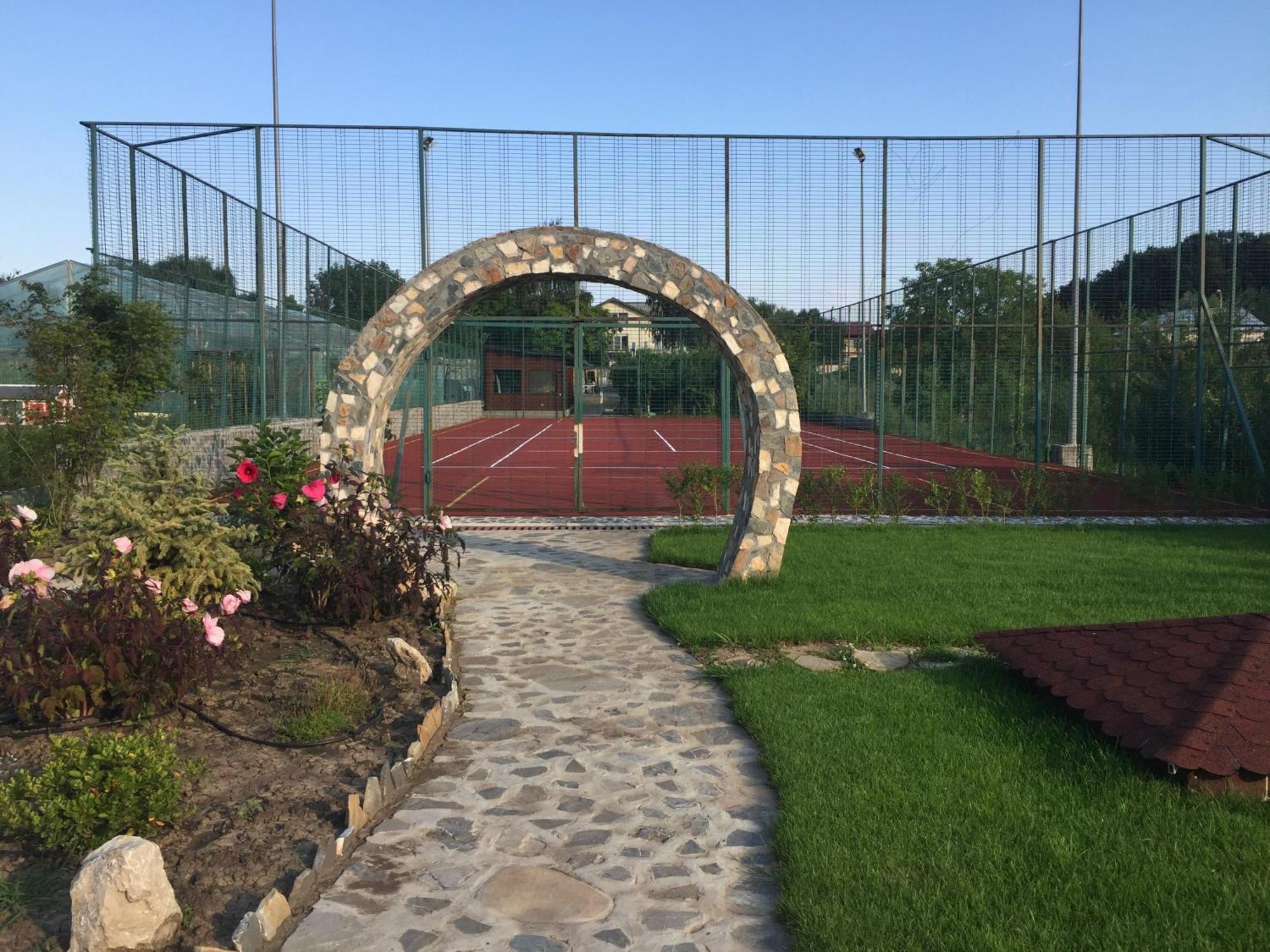 Country Spa Retreat Snagov Eksteriør billede Tennis Club